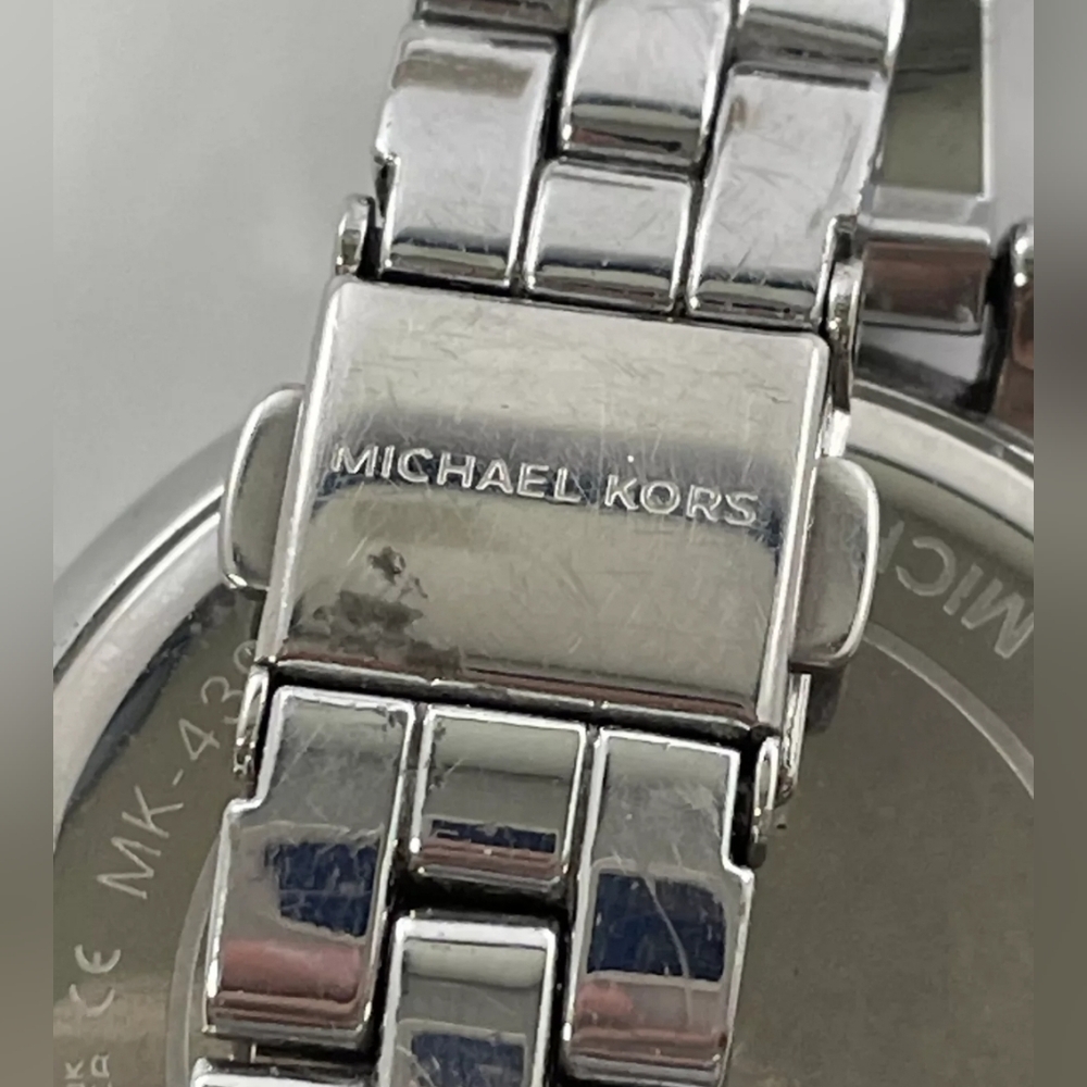 Michael Kors Silver Watch with Crystal Accents White face gorgeous 😍 $300 MSRP - Picture 6 of 12